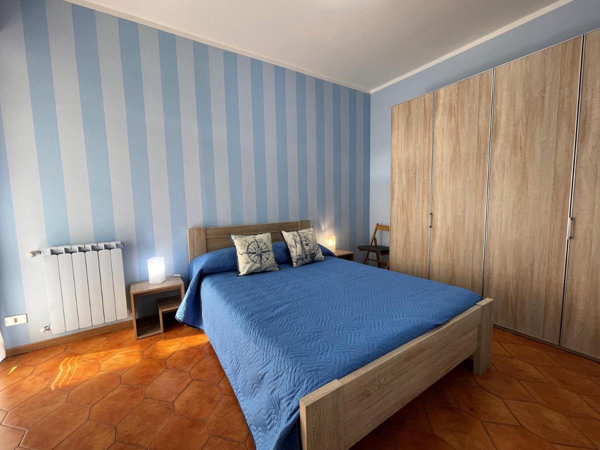 Stefano's Guests House: 2 Bedrooms & Parking In Apartamento